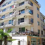 морска къща 3* Несебър