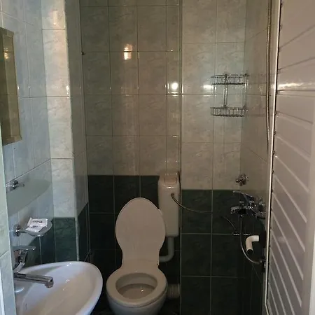 Sea House 3*