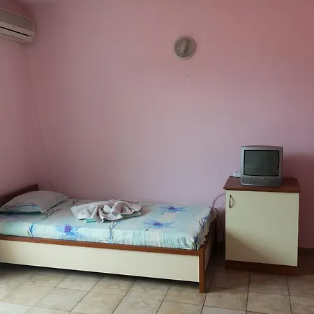 Sea House 3* Νεσέμπαρ